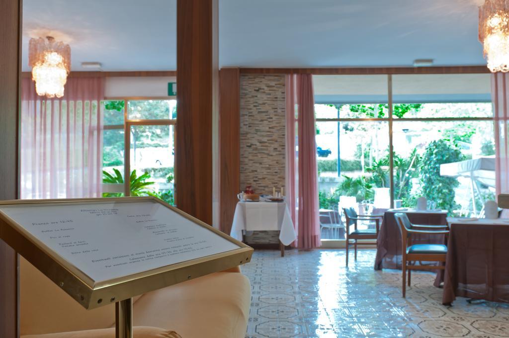 Albergo La Rosetta Chianciano Terme Exterior foto