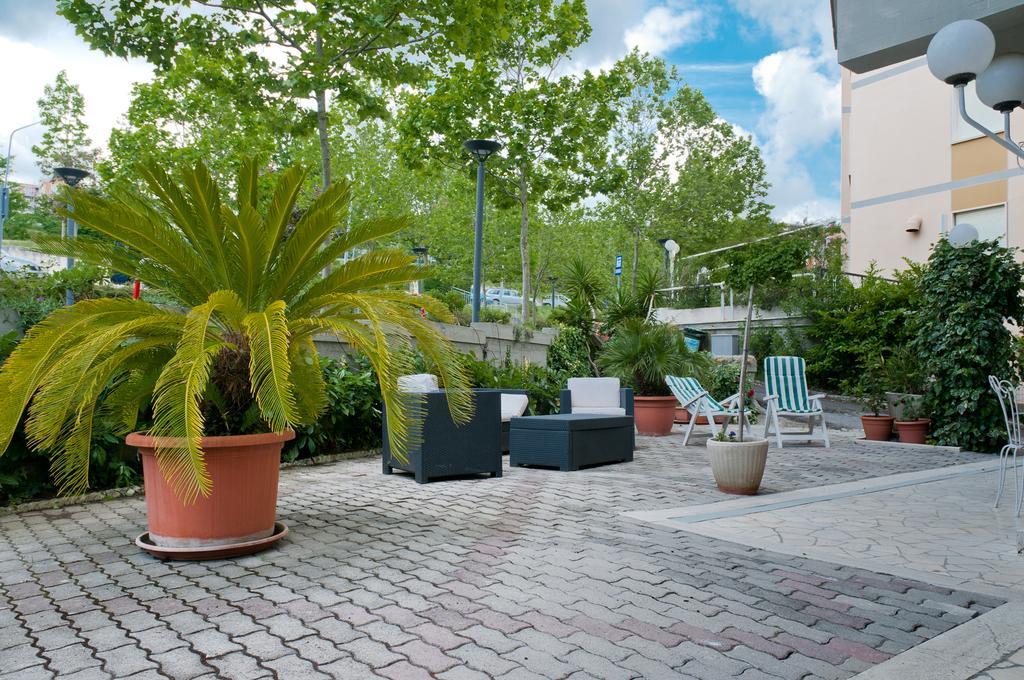 Albergo La Rosetta Chianciano Terme Exterior foto